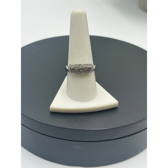 D’Joy Sterling Silver Rhodium Black Clear Pave Diamond Bar Band Ring Sz 9.25 - Picture 3 of 8